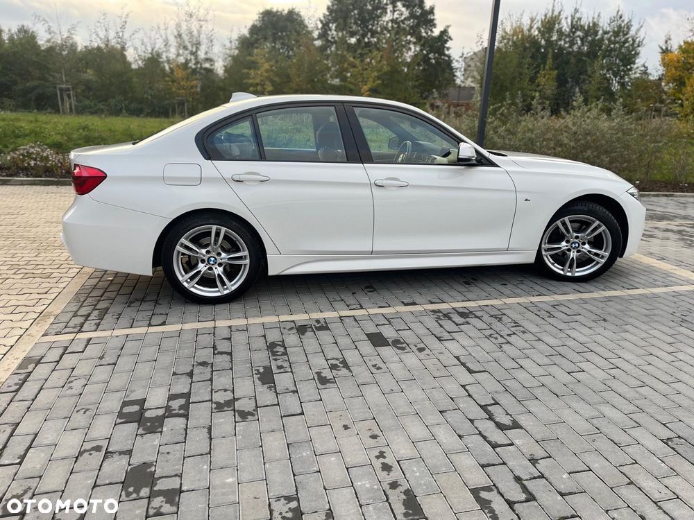 BMW Seria 3 318i M Sport - 3