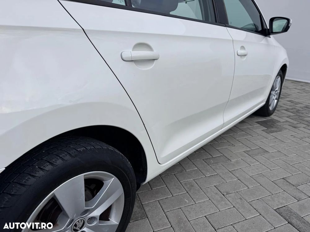 Skoda RAPID 1.0 TSI Ambition - 35
