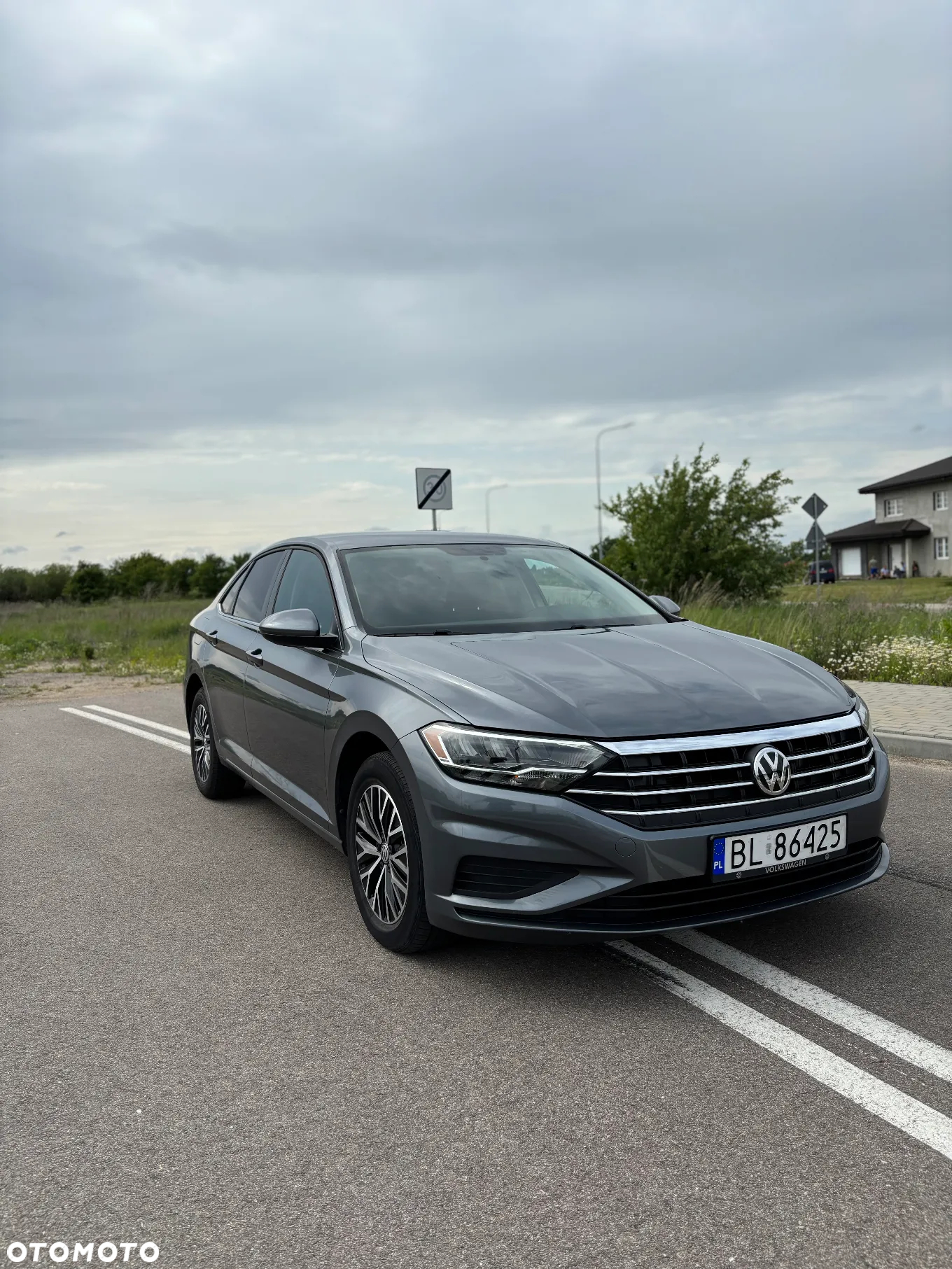 Volkswagen Jetta - 5