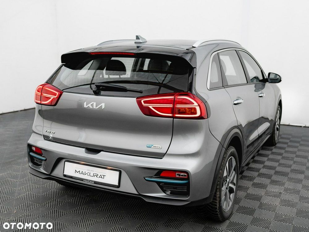 Kia Niro 64kWh L - 6