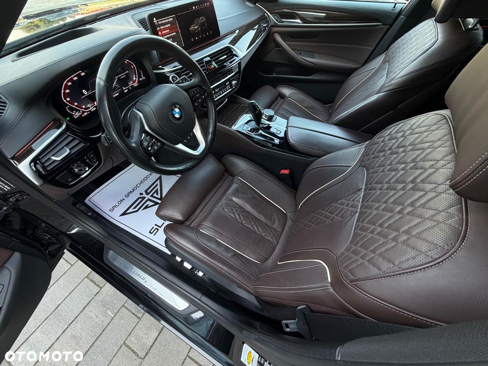 BMW Seria 5 520d xDrive Luxury Line - 19