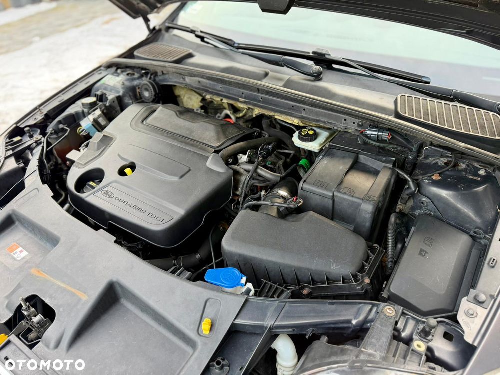 Ford Mondeo 2.0 TDCi Trend - 34