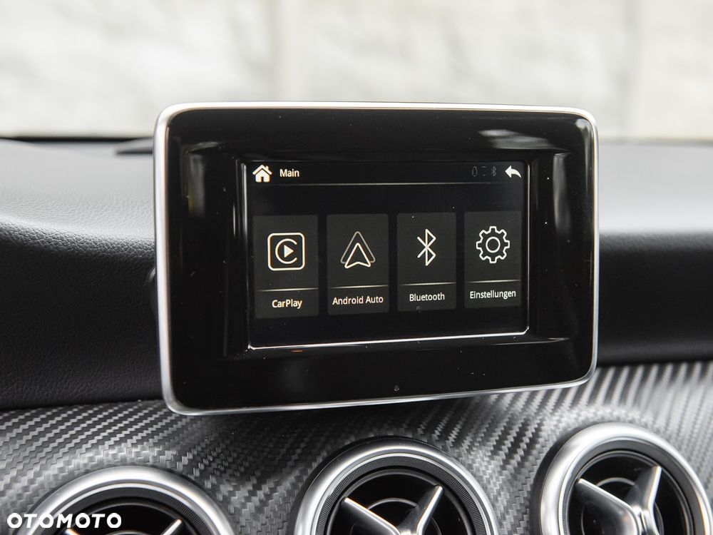 Mercedes-Benz Klasa A 250 4Matic 7G-DCT AMG Line - 23