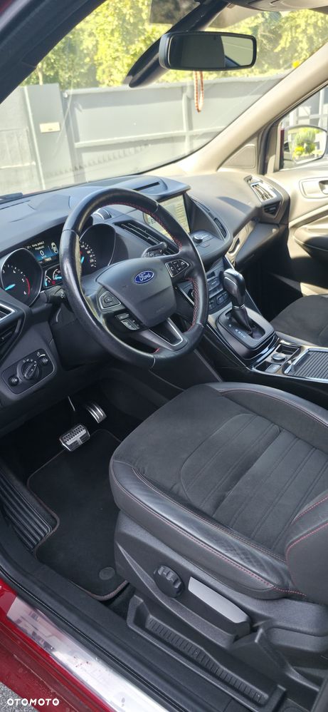 Ford Kuga 2.0 TDCi AWD ST-Line - 10