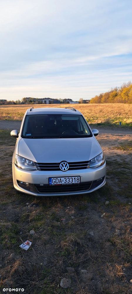 Volkswagen Sharan 2.0 TDI Comfortline DSG - 2