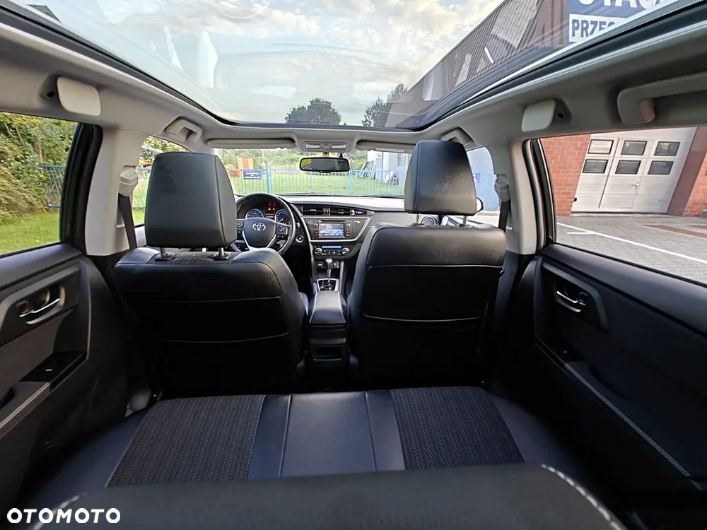 Toyota Auris 1.6 Premium Comfort MS - 13