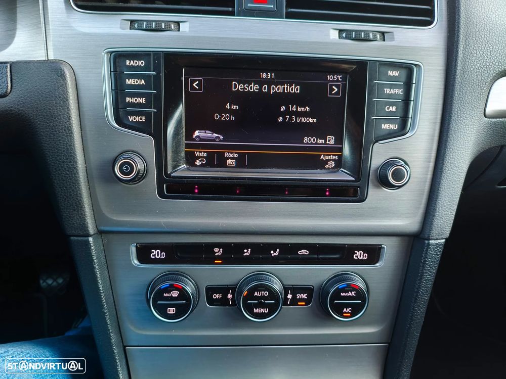 VW Golf 1.6 TDi BlueMotion Confortline - 6