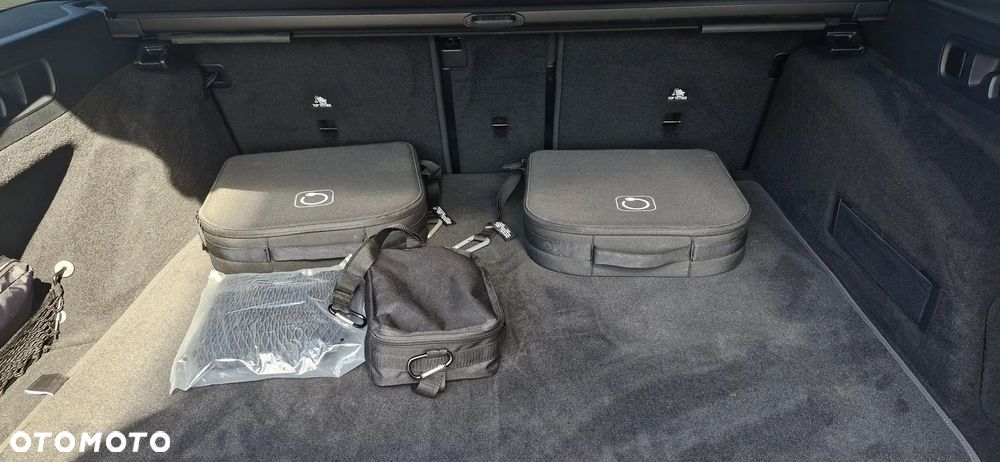 Mercedes-Benz Klasa E AMG 53 4Matic+ AMG SPEEDSHIFT TCT 9G - 18