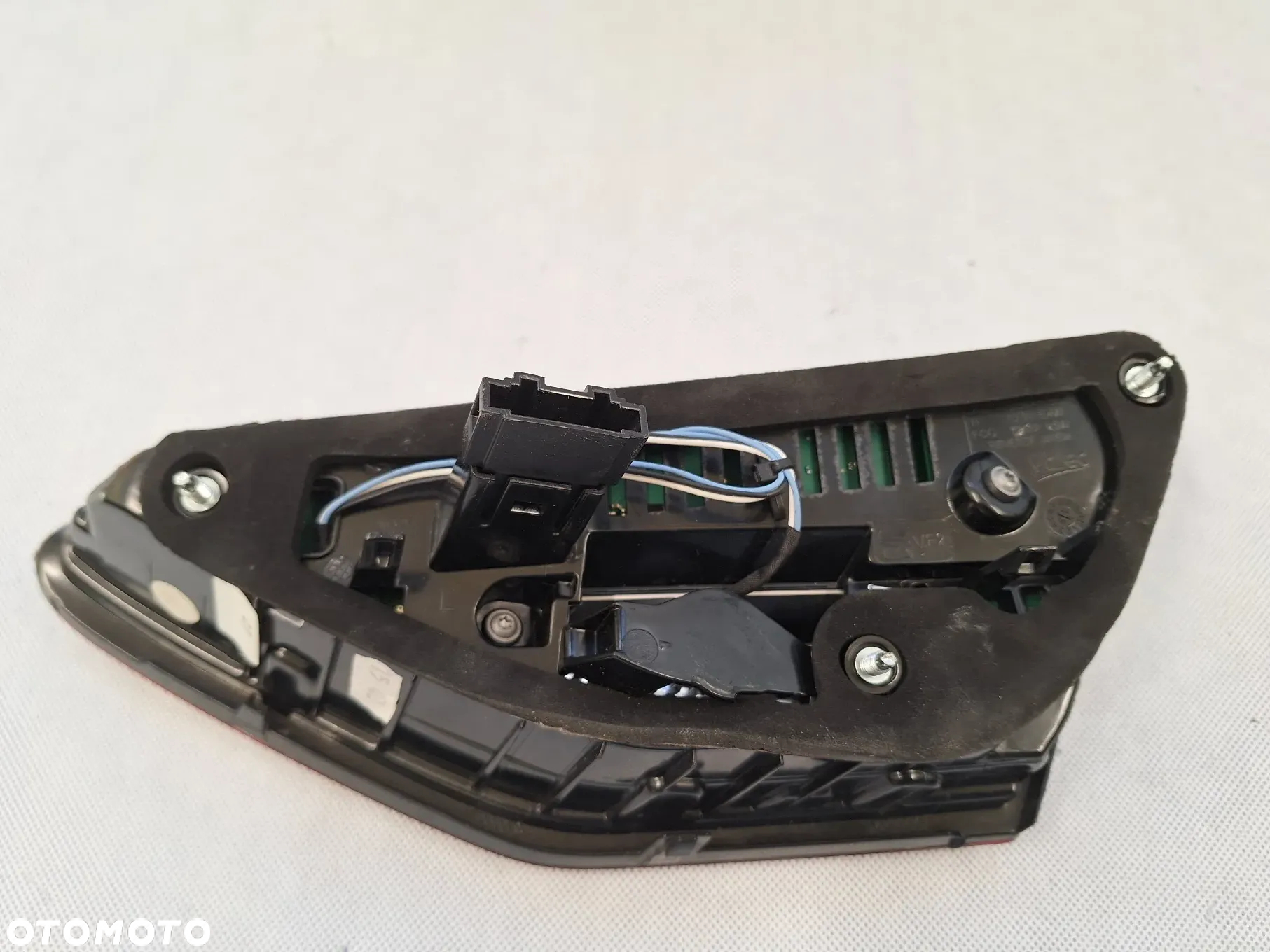 Seat Leon III HB Lift lampa lewa tył 5F0945307J - 4