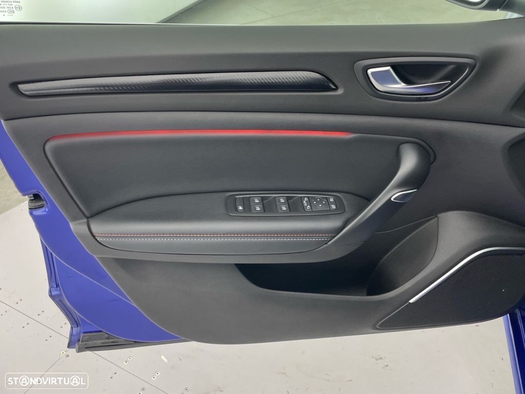 Renault Mégane Sport Tourer 1.3 TCe R.S. Line EDC - 18