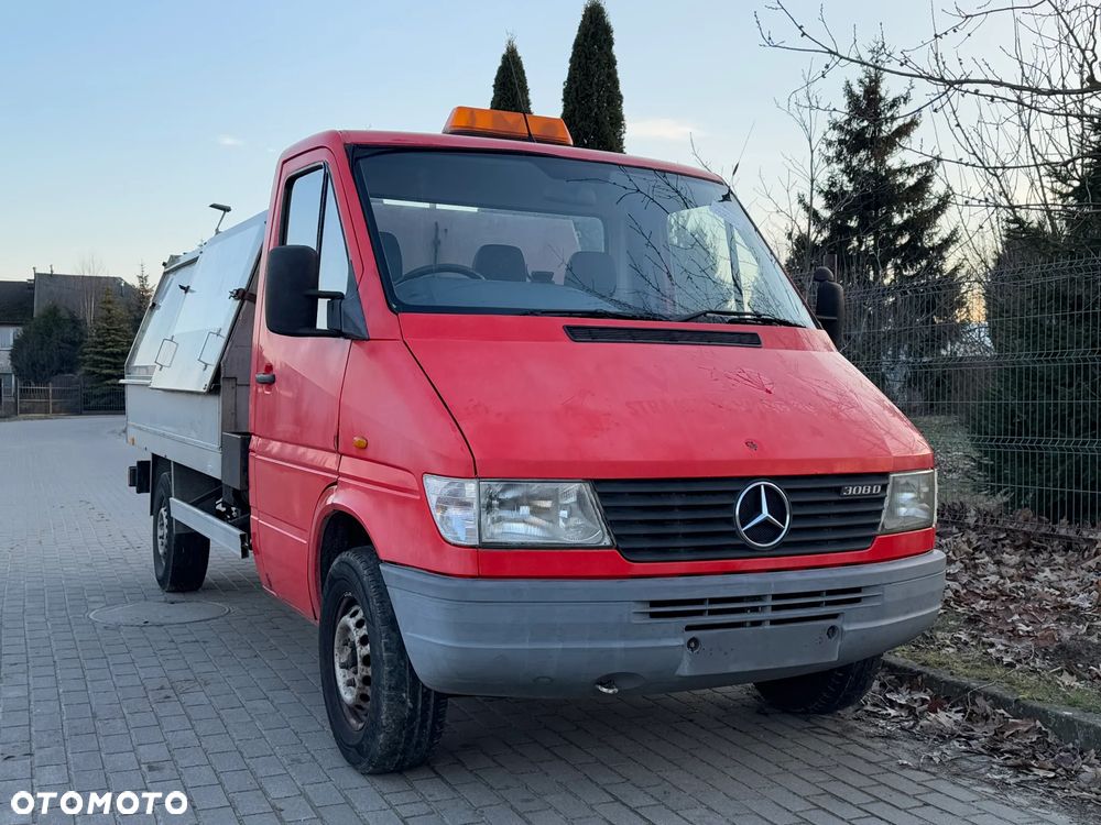 Mercedes-Benz SPRINTER WYWROTKA ŚMIECIARKA - 20