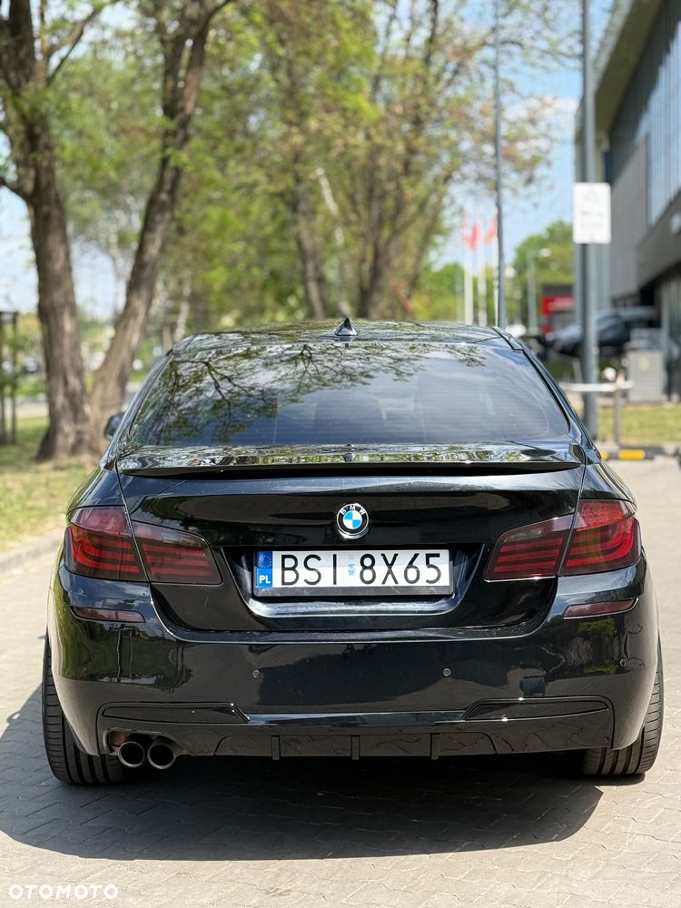 BMW Seria 5 525d - 14
