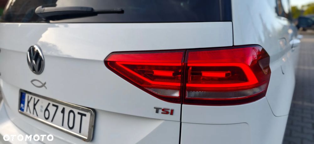 Volkswagen Touran - 5