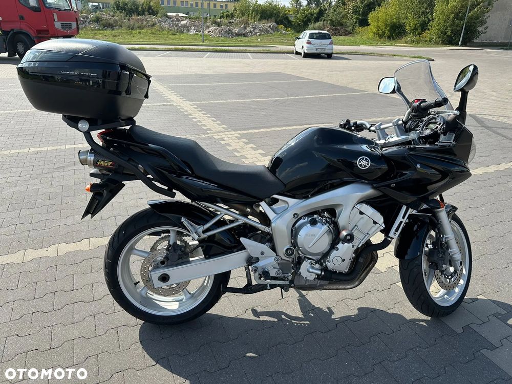 Yamaha FZ6 - 8