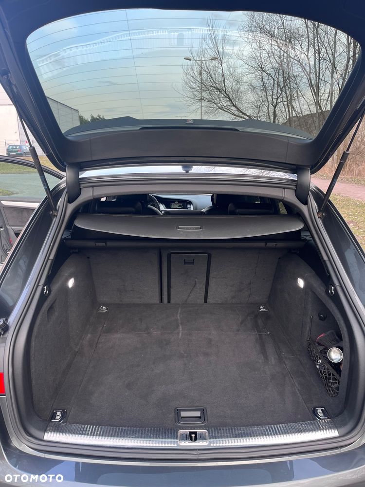 Audi A4 Avant 2.0 TDI Quattro S tronic - 7