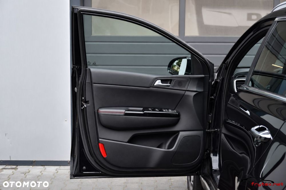 Kia Sportage - 16