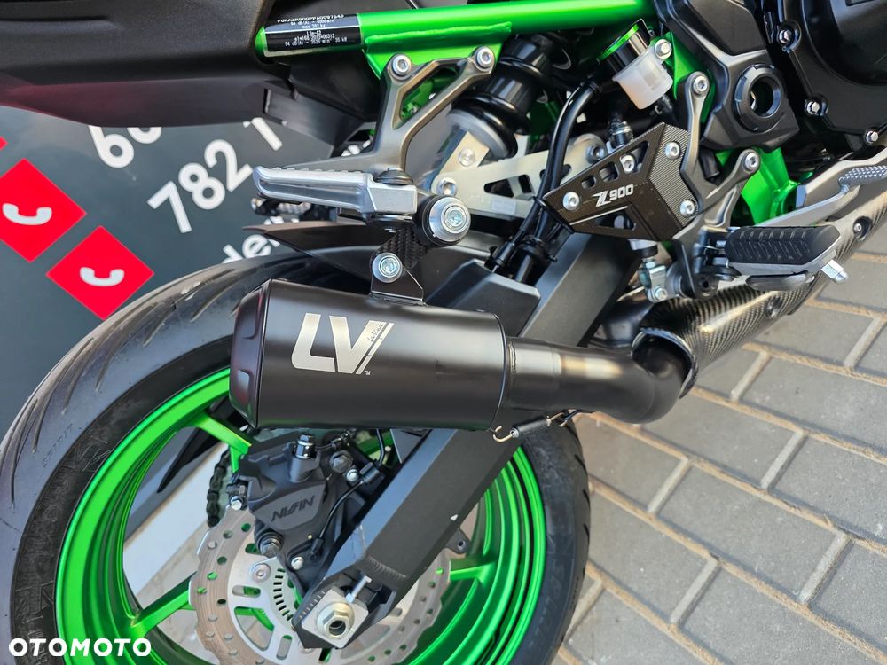 Kawasaki Z 900 - 12
