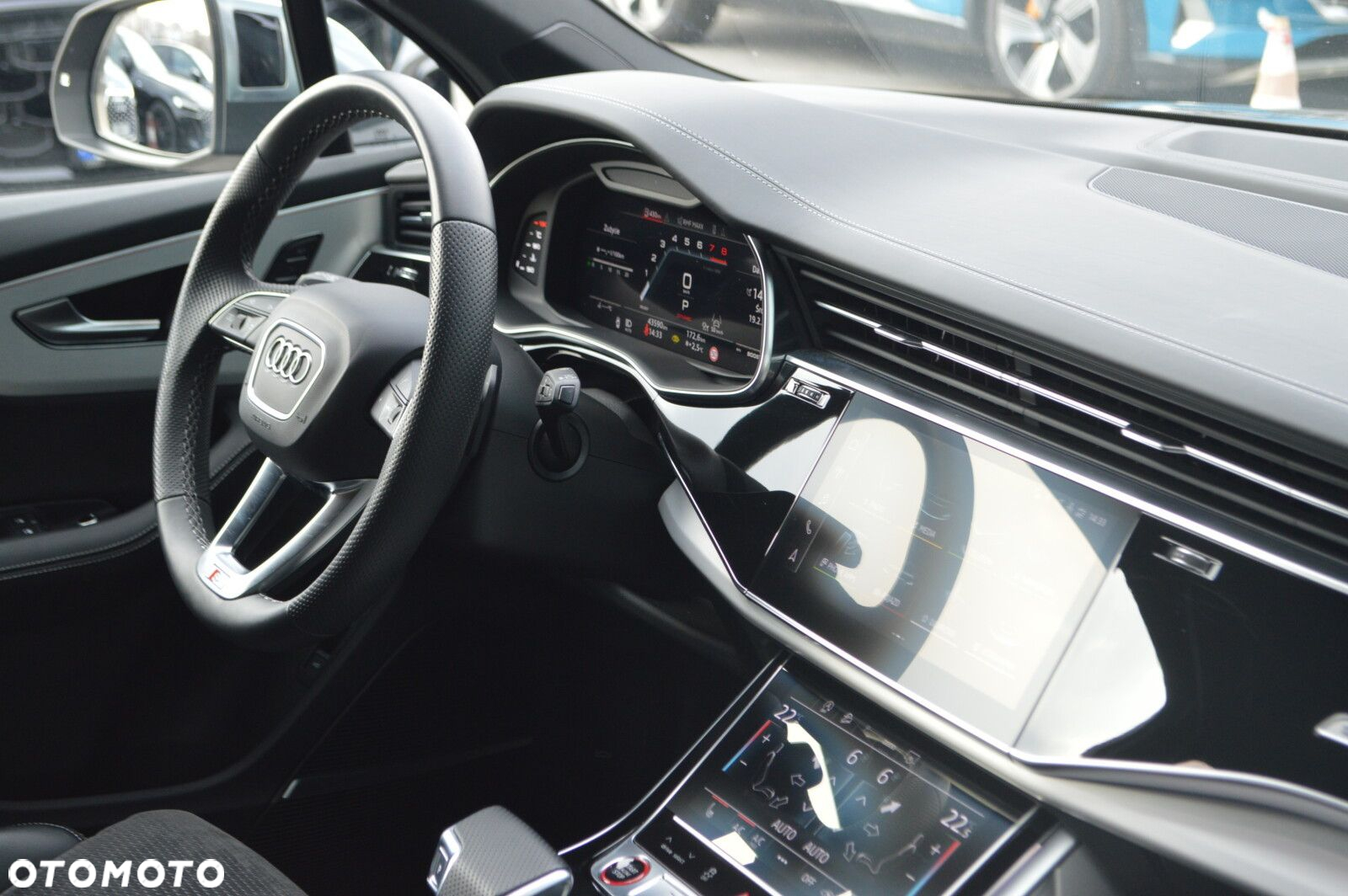 Audi SQ7 TFSI Quattro Tiptronic - 32