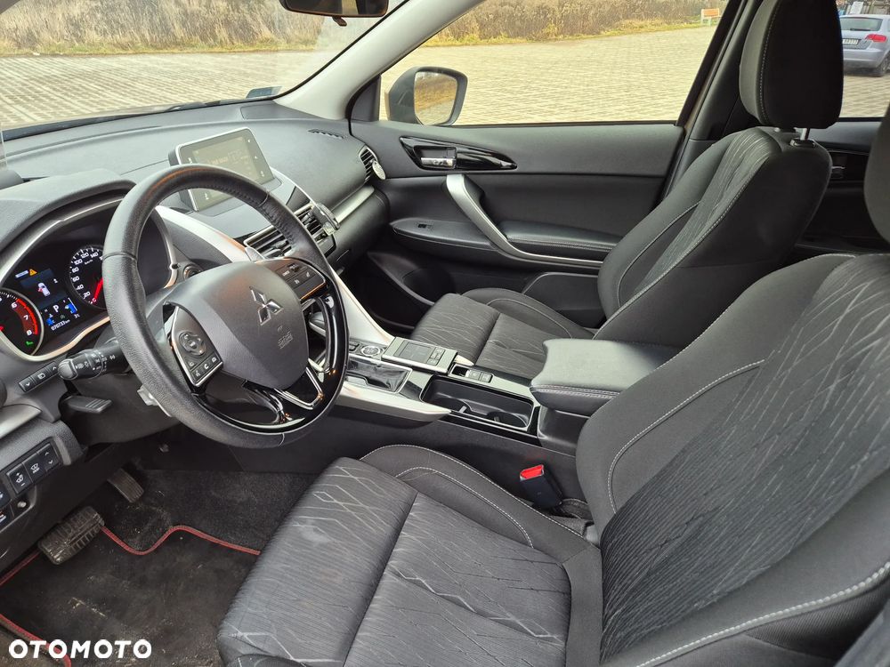 Mitsubishi Eclipse Cross 1.5 T GPF Intense Pro CVT 4WD - 21