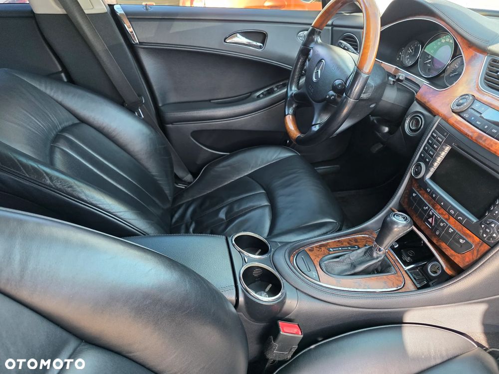 Mercedes-Benz CLS - 17