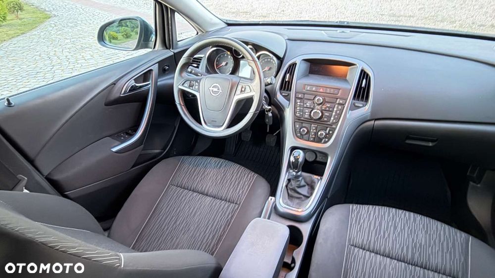 Opel Astra - 4