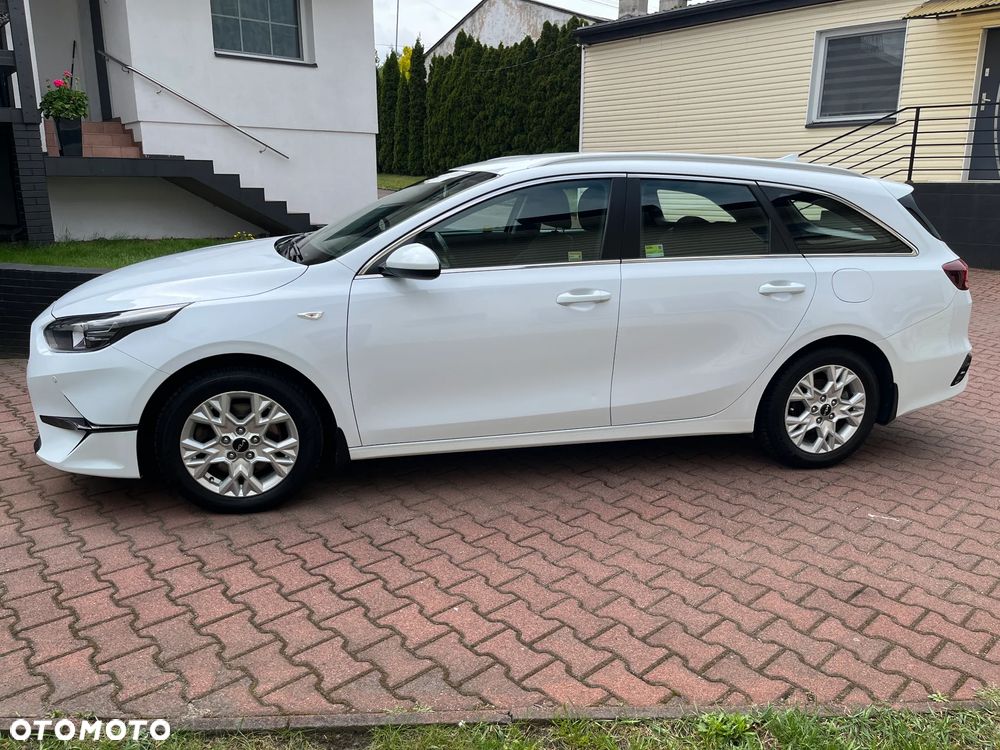 Kia Ceed 1.5 T-GDI M - 5