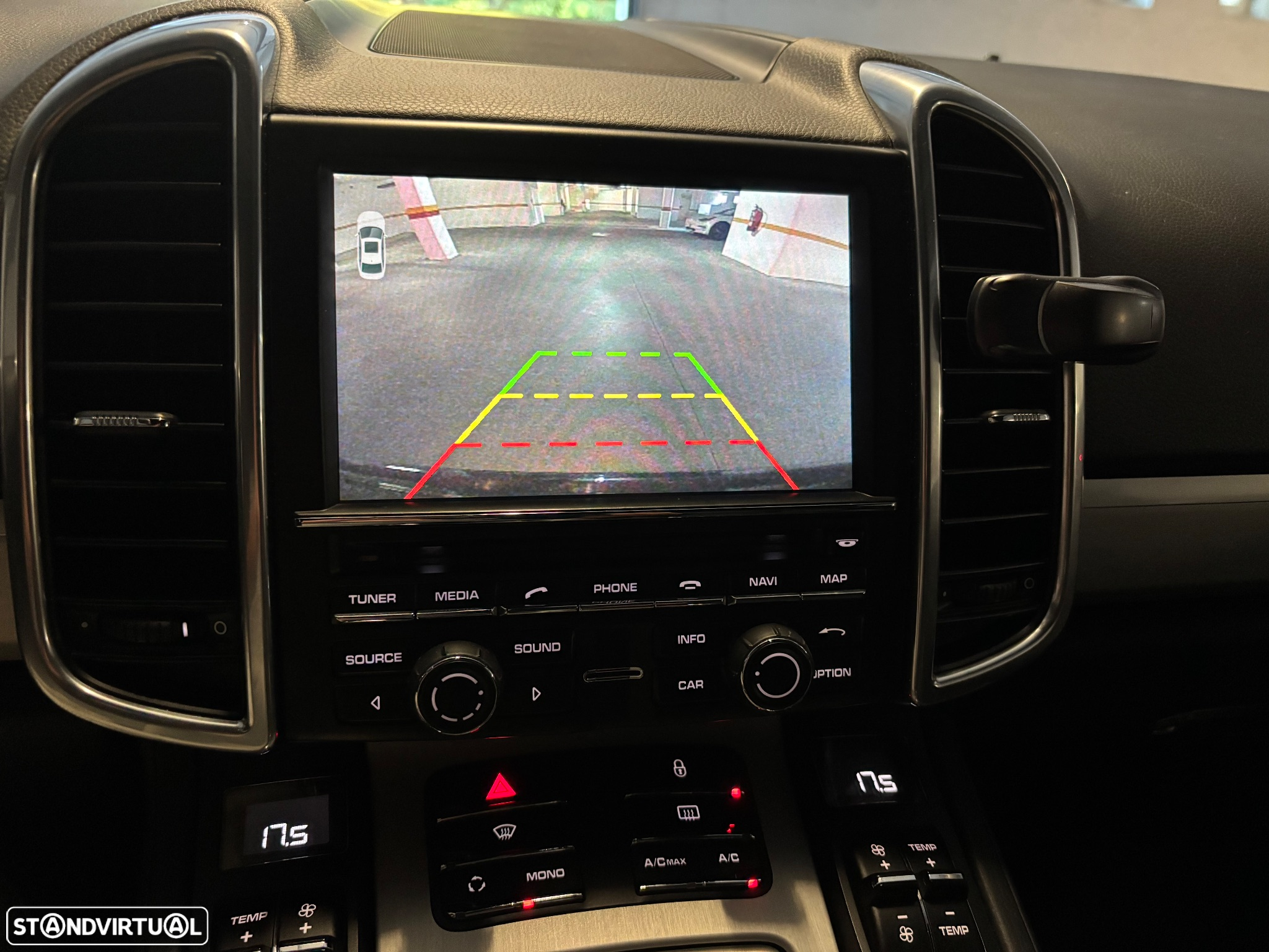 Porsche Cayenne II Platinum Edition - 12