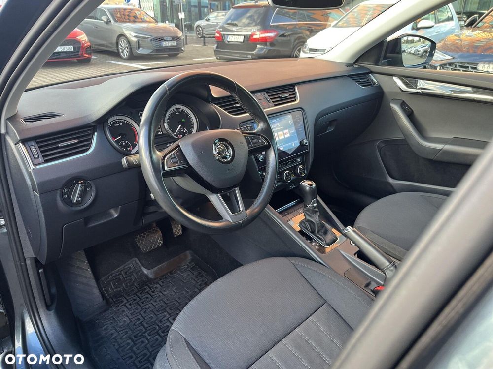 Skoda Octavia 1.5 TSI ACT Style DSG - 9