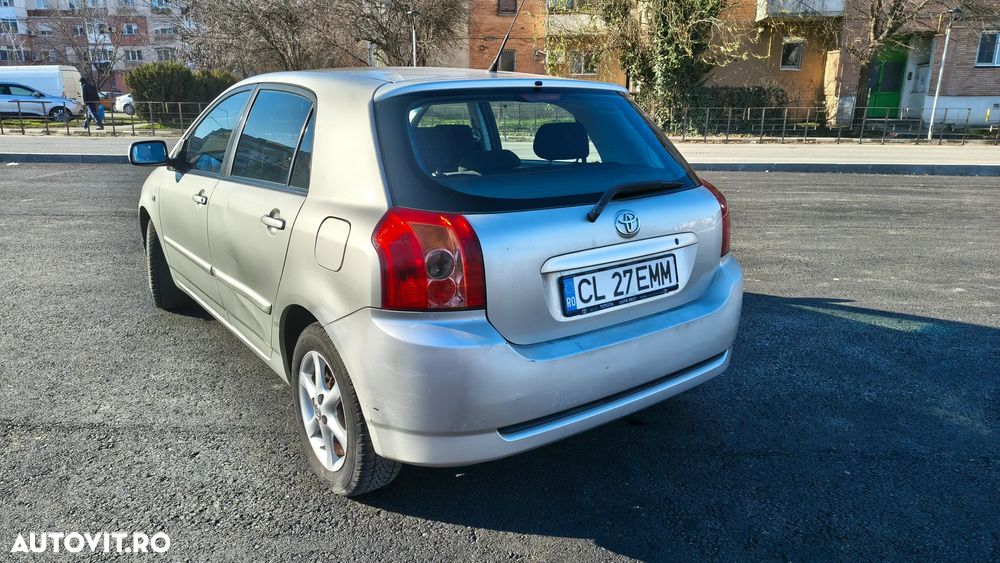 Toyota Corolla 1.4 H/B Sol - 12