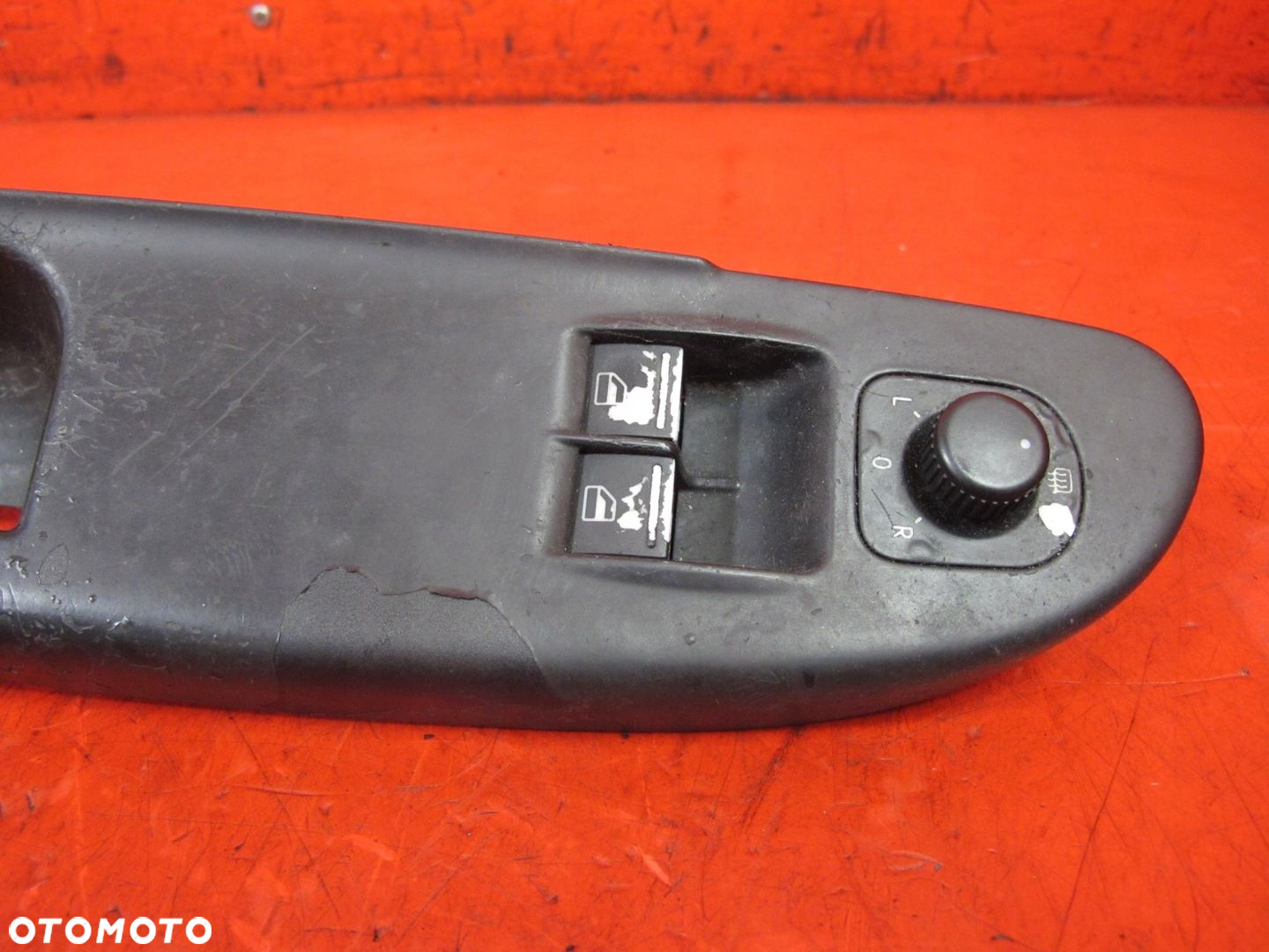 VW PASSAT B6 3C0 PRZEŁĄCZNIK SZYB LEWY PRZÓD EU - 2