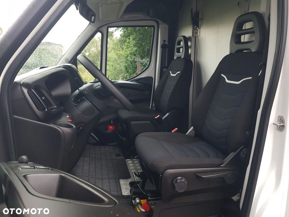Iveco DAILY KONTENER NISKOPODŁOGOWY 4,44x2,23x2,42 SKLEP FOODTRUCK BAR KLIMA KONIOWÓZ KAMPER - 7