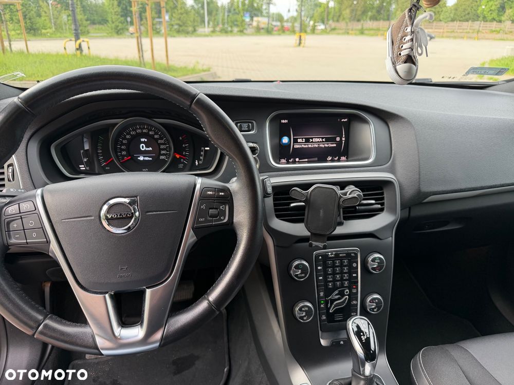 Volvo V40 D3 Drive-E SCR Momentum - 13