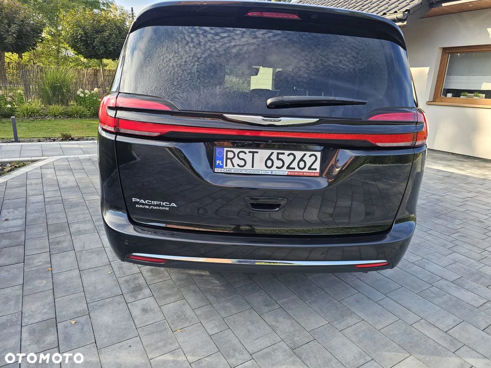 Chrysler Pacifica - 12