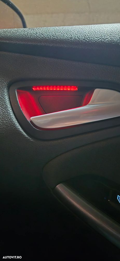 Ford Focus 1.6 TDCi ECOnetic 88g Start-Stopp-Sy Titanium - 12