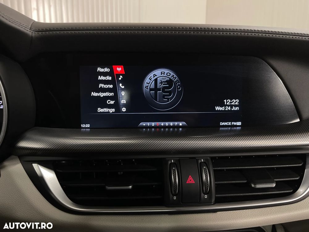 Alfa Romeo Stelvio 2.0 Turbo AWD AT8 Super - 18