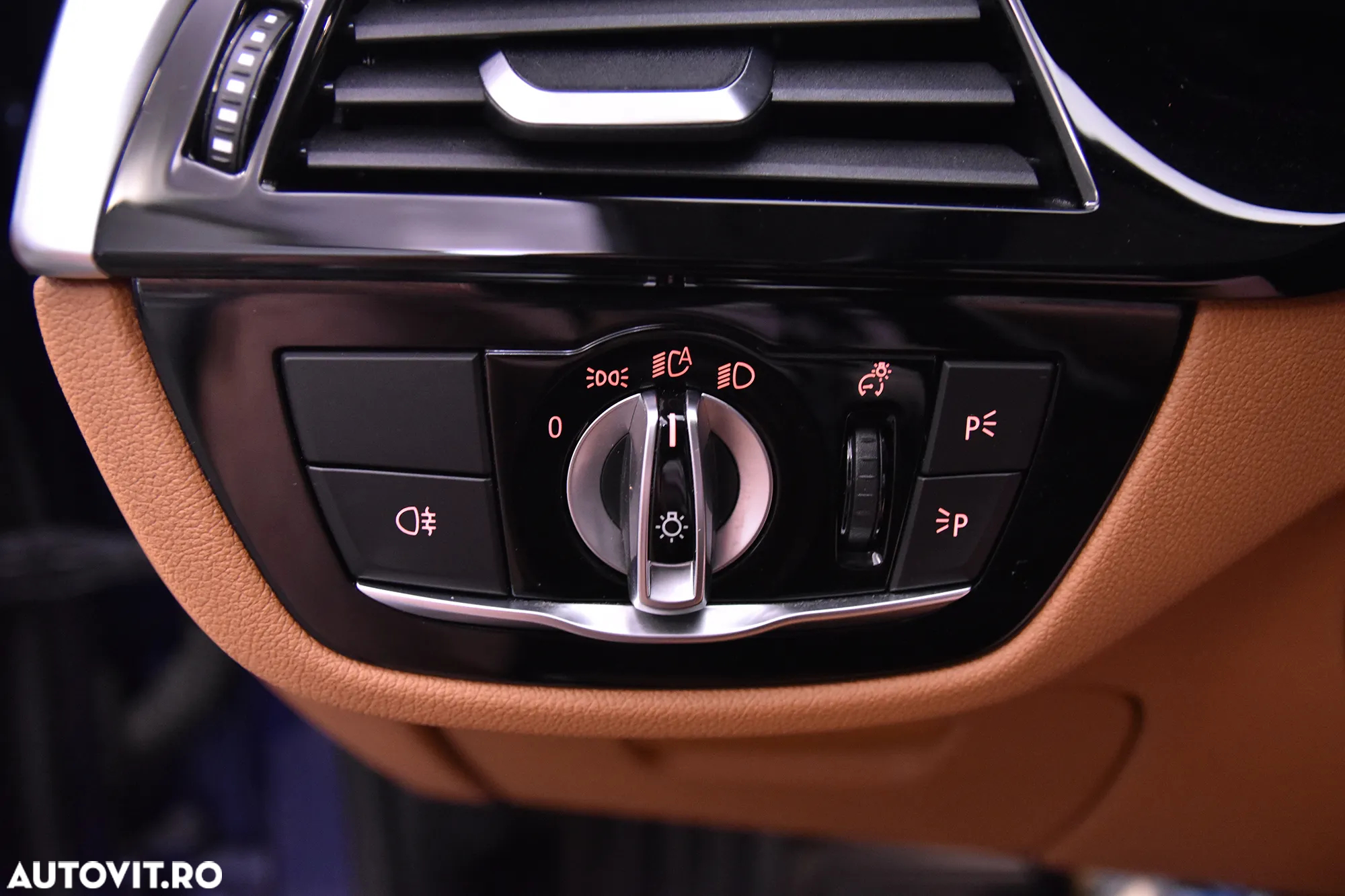 BMW Seria 5 530e xDrive AT PHEV - 15