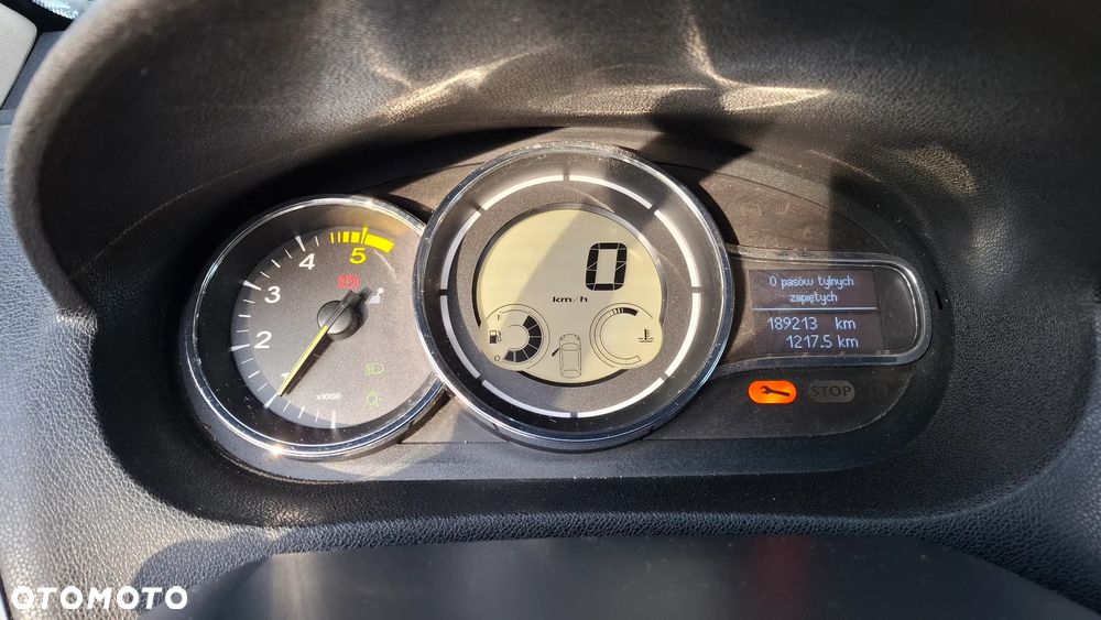 Renault Megane 1.9 dCi Bose Edition - 6