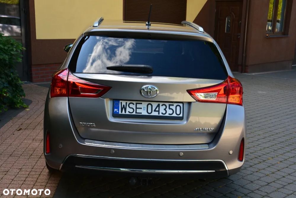 Toyota Auris 1.6 Premium Comfort MS - 18