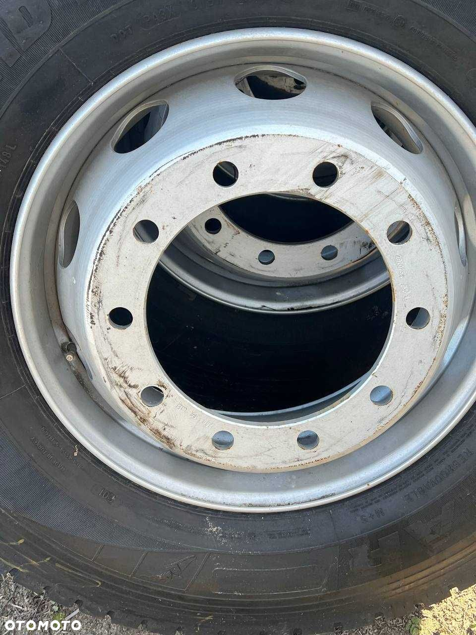 Opona + Felga  napędowe 12R22.5 GOODYEAR REGIONAL RHD II rok 15 - 6