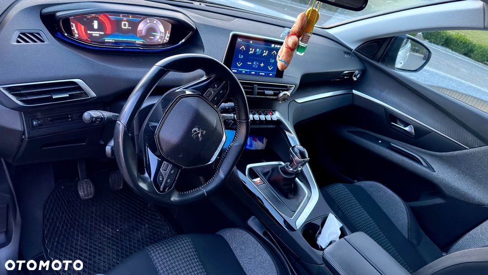 Peugeot 3008 1.5 BlueHDi Allure Pack S&S - 10
