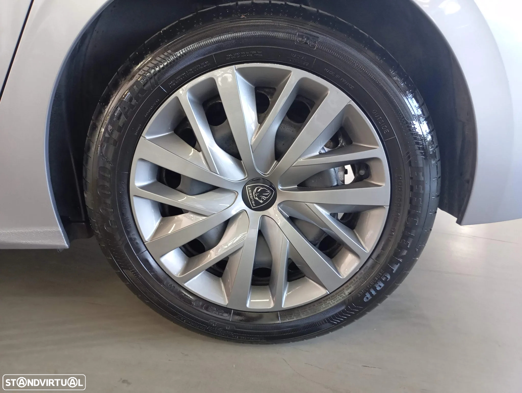 Peugeot 308 1.2 PureTech Access - 11