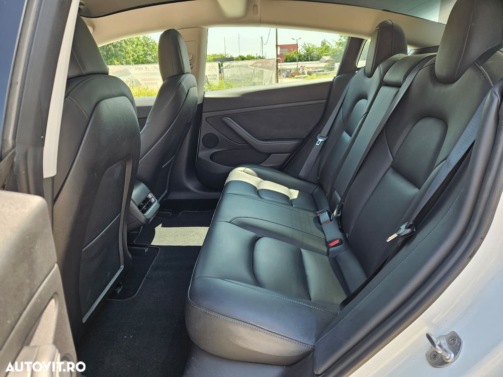 Tesla Model 3 Langstreckenbatterie Allradantrieb Dual Motor - 16