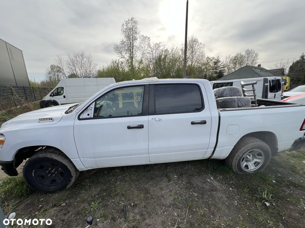RAM 1500 - 4
