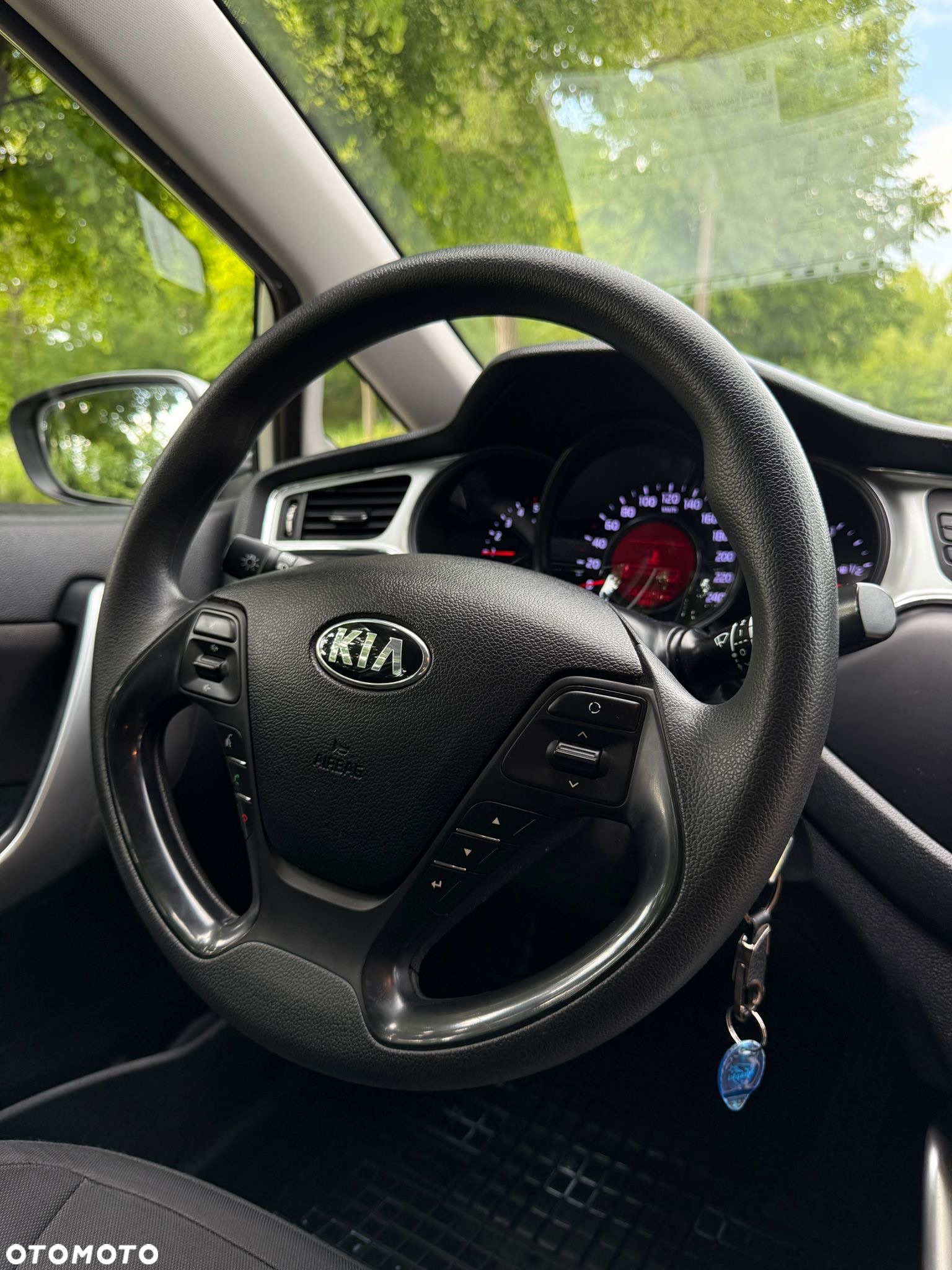 Kia Ceed Cee'd 1.4 CRDi S - 26