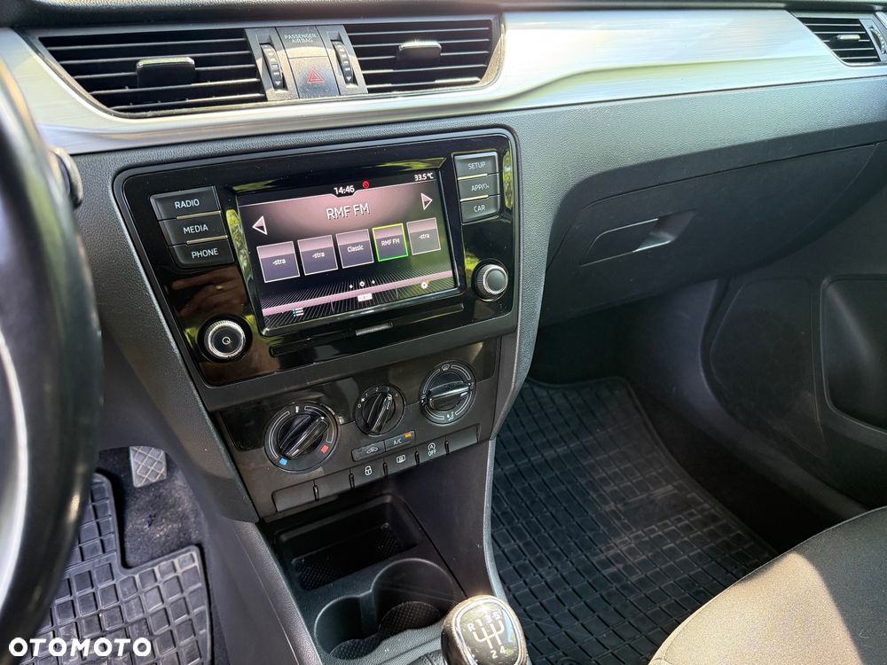 Skoda RAPID 1.0 TSI Ambition - 22