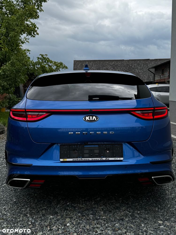 Kia ProCeed 1.6 T-GDI GT DCT - 10