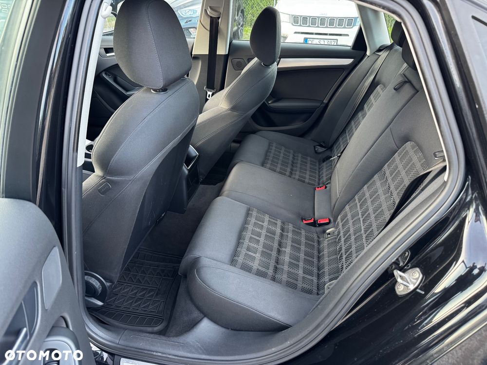 Audi A4 - 25