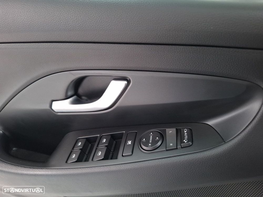 Hyundai i30 SW 1.0 T-GDi Style Plus - 23