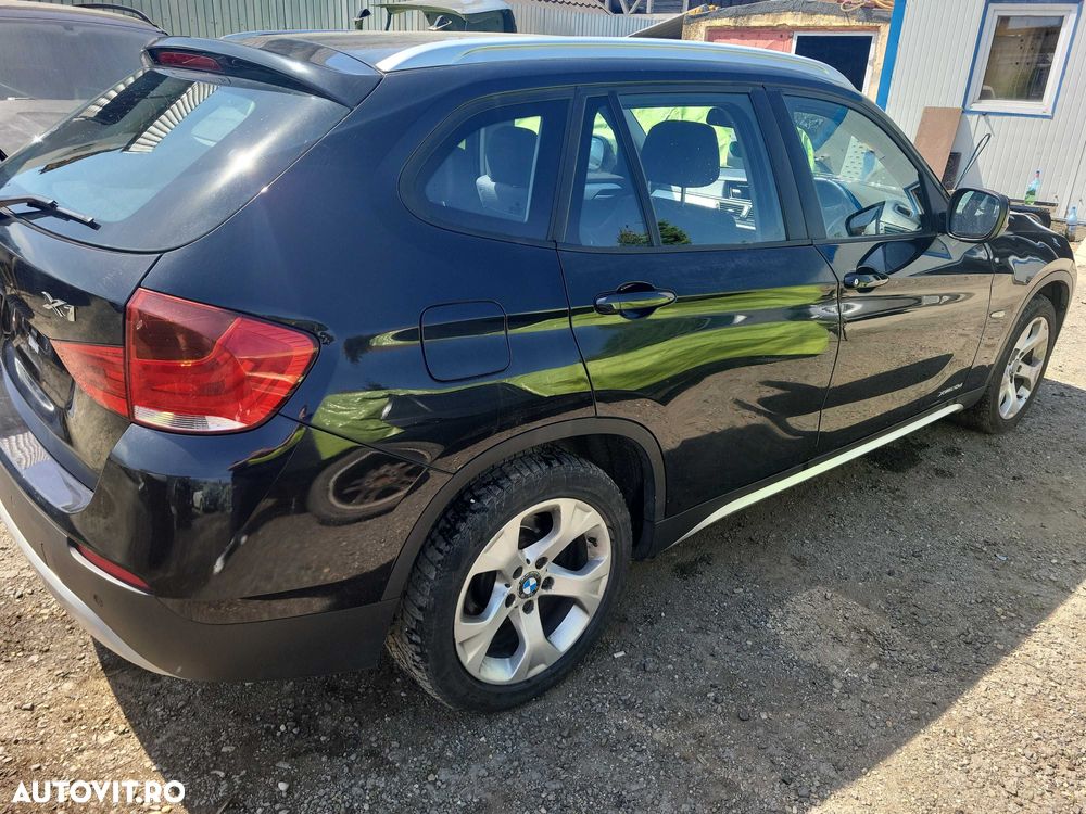 Haion+luneta pe negru bmw x1 e84 - 3