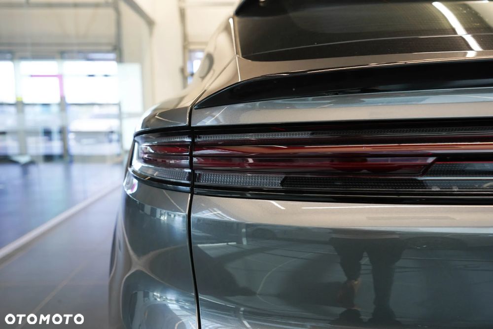 Porsche Cayenne Turbo E-Hybrid PHEV - 37